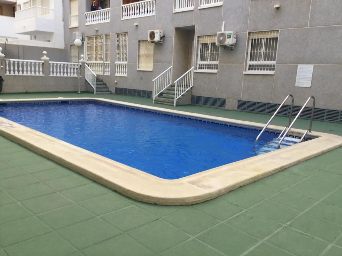 Apartament Montana Torrevieja Exterior photo